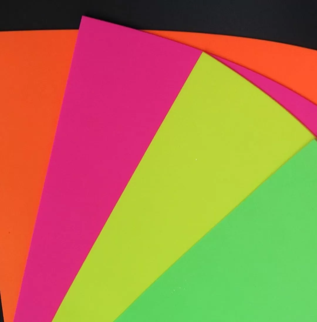 FOAMY NEON 